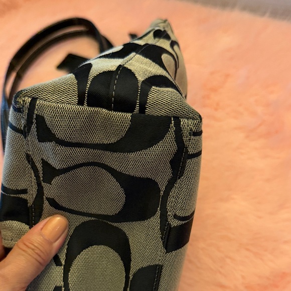 Coach Y2K Monogram Signature tote bag